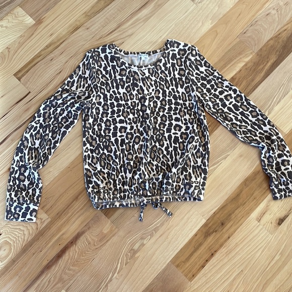 Splendid Leopard print long sleeved top - Picture 1 of 3